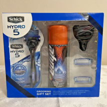 Schick Hydro 5 gift pack, 1 razor with 3 refills and shaving cream - £15.51 GBP