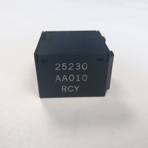 Nissan Versa Door Lock Fuse Relay {25230AA010} 2023 2022 2021 2020 - $23.84