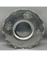 Vtg Hammered Metal Serving Plate Embossed Floral Design 12&quot; - $226.34 MXN