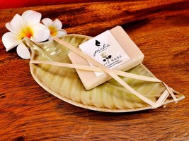 Ceramic Soap Dish Holder Soap Bowl BAR Of Soap Sheet Bathroom New - $49.75 CAD