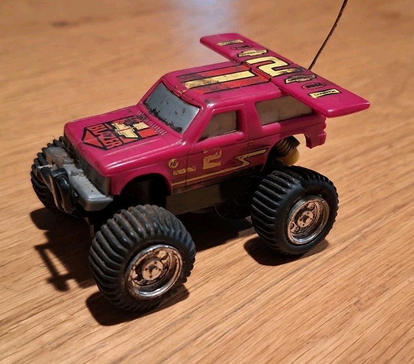 Used Vintage 1980s Mattel Hot Wheels Stunt Ratz Chevy Blazer Item image 2