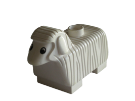 Lego Duplo Figure Sheep Vintage with Black Eyes Farm Animal - $159.17 MXN