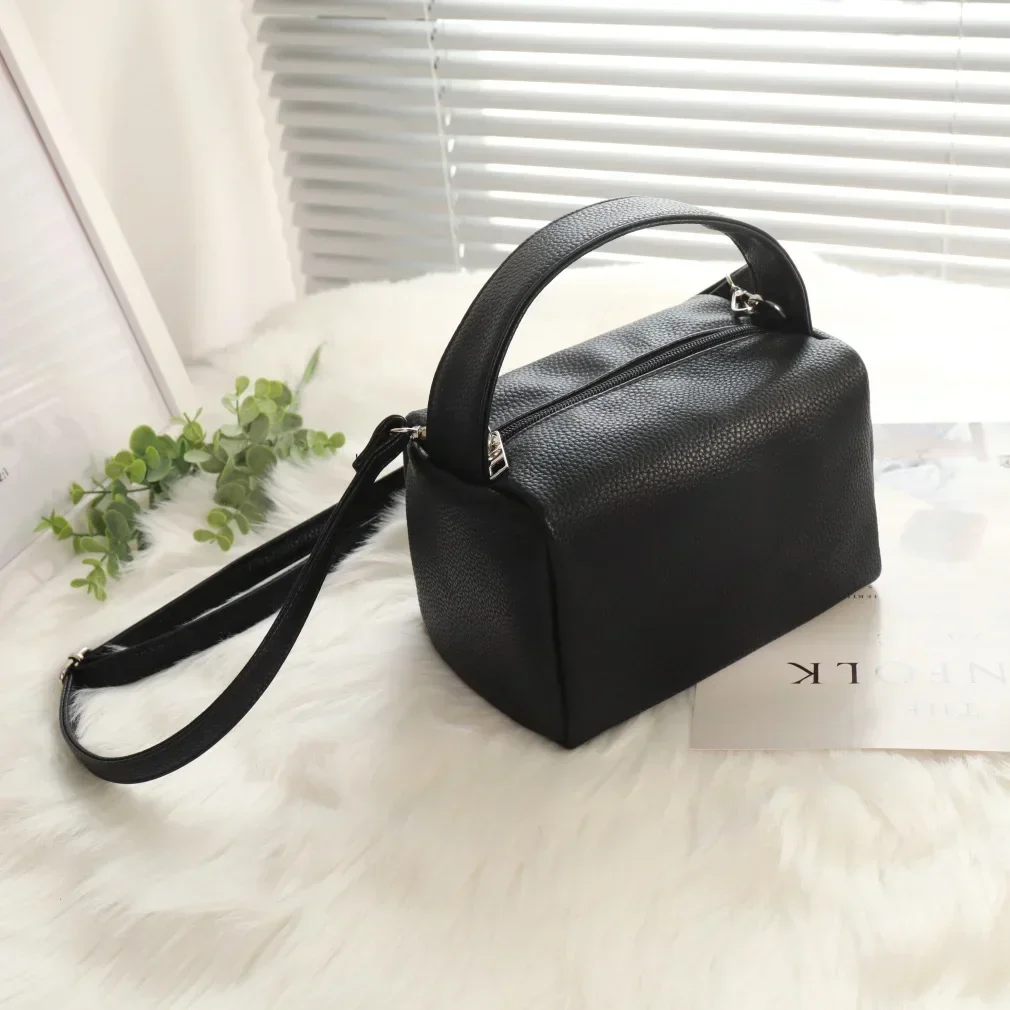Black square tote tofu bag soft handle pu leather women designer handbag chain shoulder thumb200