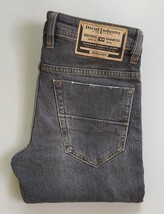 Diesel THOMMER- R9E46 Men&#39;s Jeans Free Worldwide Shipping T/ 9827 - $197.18