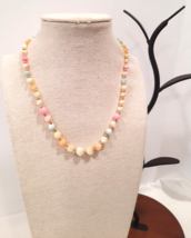 VTG Graduated Pearl look Stone Necklace Pastel Multicolor Spring Colors ... - £11.21 GBP