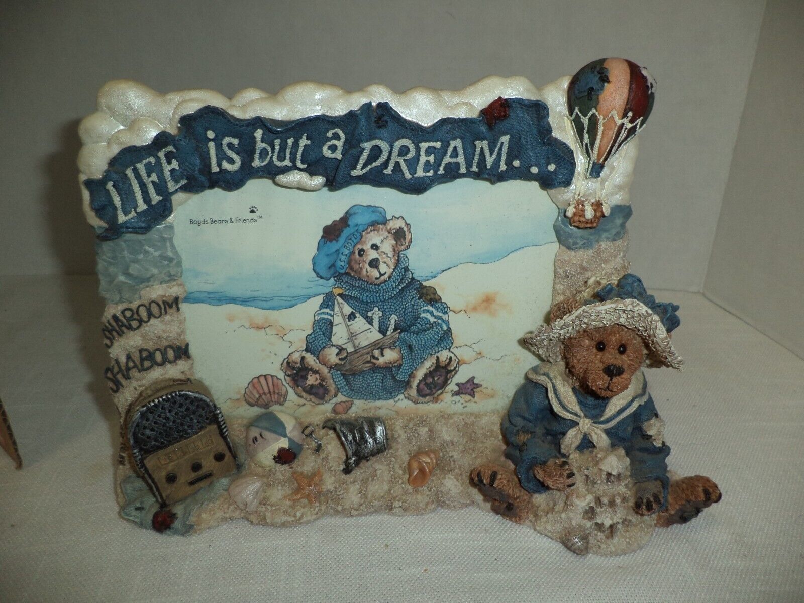 Boyds Bears Picture Frame. Style #27350 Wilson..Life is but a dream 1998 - $20.00