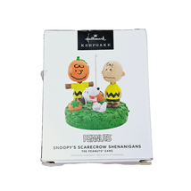 Hallmark Snoopy Scarecrow Shenanigans Magic Light Sound Ornament Christm... - £12.25 GBP