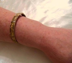 Department Store   7&quot;Antique Gold Tone Elegant Bangle Bracelet E592 - £9.78 GBP