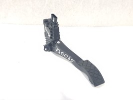 Accelerator Gas Throttle Pedal OEM 2019 Volkswagen Atlas - $12.58