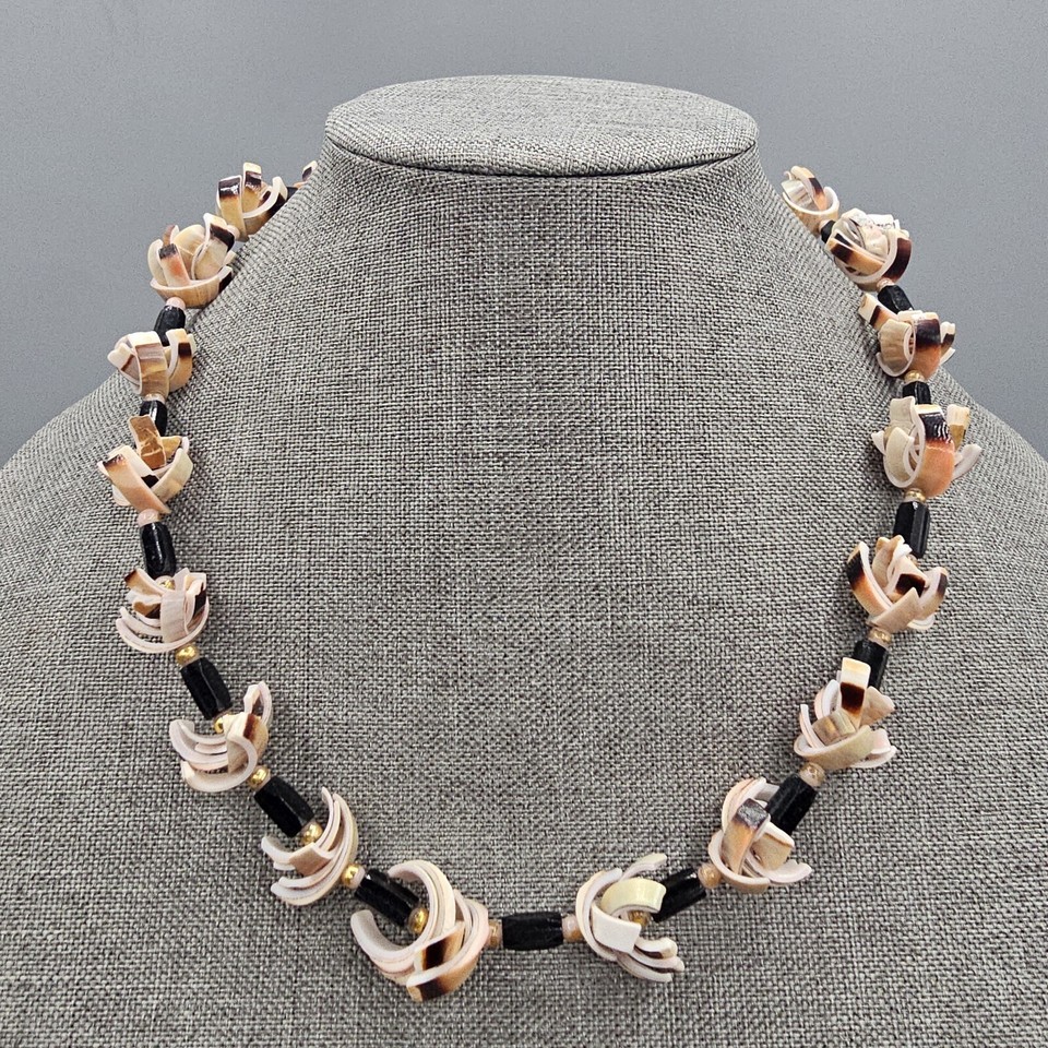 Vintage Luanos Shell Necklace Little Bear Conch Coastal 22&quot; Barrel Clasp - $24.99
