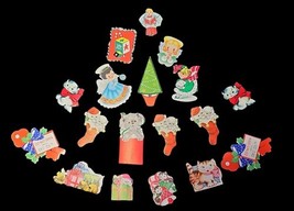 Vintage Lot of Die Cut Embossed Gummed Christmas Holiday Seals Cat Kitte... - $18.98