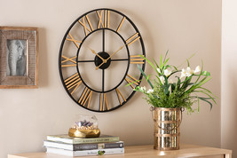Marquis Two-Tone Black and Gold Metal Wall Clock - $861.54 MXN
