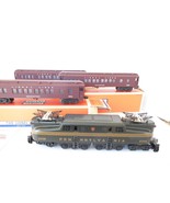 LIONEL POST-WAR CONVENTIONAL CLASSIC 31777- &#39;GG1&#39;  SET W/2626 SAGER PLAC... - $882.23 CAD