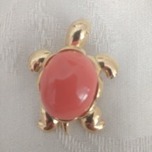 kenneth jay lane brooch Pendant Turtle Gold Tone With Coral Faux Stone - £12.39 GBP