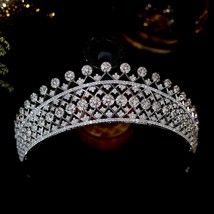 Crown For Wedding Tiaras Bride Accesories Hair Headdress Classic European Royal  - £117.79 GBP