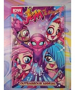 Jem &amp; the Holograms Comic Book 2015 Outrageous Annual IDW - $5.52 CAD