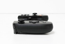 Backbone One BB-02-B-X Mobile Gaming Controller for iPhone - Black image 4