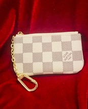 Adorable cream Checked Louis Vuitton coin pouch keychain - £97.03 GBP