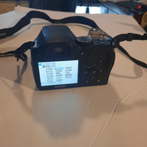 Fuji FinePix S8100fd Compact Digital Bridge Camera 10MP 27-86mm 18x Zoom... - $110.00