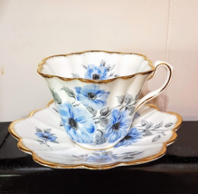 Vintage Rosina Bone China Teacup &amp; Saucer Blue Flowers Gold Gilt Edge En... - £22.06 GBP