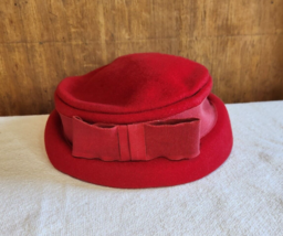 Henry Pollak New York Size 22 Womens 100% Wool Hat Red Bow Vintage - £15.05 GBP