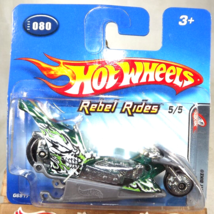 2005 Hot Wheels #80 Rebel Rides 5/5 FRIGHT BIKE Trans Green w/BlkMC3Sp ShortCard - £6.44 GBP