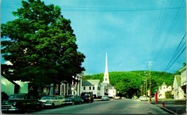  Stowe Vermont VT Main Street View Cars Church Steeple UNP Chrome Postcard T10 - £3.11 GBP