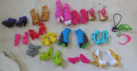 Lot of Monster High Barbie Shoes 14 pairs Mattel + Tiara Necklace 31 pieces - £22.96 GBP