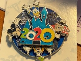 Walt Disney World Trading Pin Castle 2020 Theme Parks Mickey Mouse Spinn... - $14.84