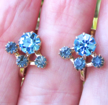 Vintage CORO Signed Vintage Blue Rhinestone Gold Tone Screw Back Earrings - $14.84