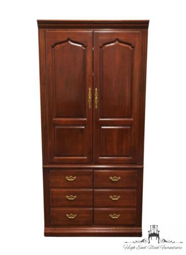 THOMASVILLE FURNITURE Collector's Cherry Traditional Style 38" Media Armoire ... - $1,187.49