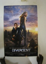 Divergent Poster What Makes You Different Dangerous Mint - £35.04 GBP