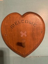 Vintage Heart-Shaped Butterfly Image WELCOME Wooden Peg-Plaque - £4.00 GBP
