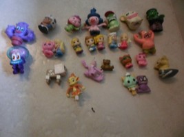 Lot of 24 MINI Animals,kids,aliens,monsters Plastic 1/2 to 1.5” ,great v... - $146.60 MXN