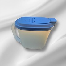 TUPPERWARE #2189D-2 Slimline 1 QT PITCHER WITH #2010/2011 COUNTRY BLUE F... - €4,15 EUR