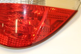 2004-2007 BMW 530i 545i 525i REAR PASSENGER RIGHT QUARTER TAIL LIGHT LAMP M886 image 4