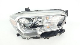 Right Passenger Headlight Some Scratches 2 Broken Mounts OEM 16 17 18 19... - $16.63