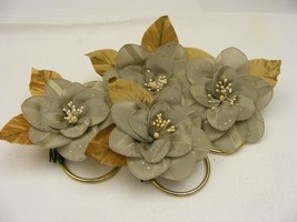 Vintage Handmade Napkin Rings Set of 4  Solid Sage Green Silver Gold Str... - $276.49 MXN