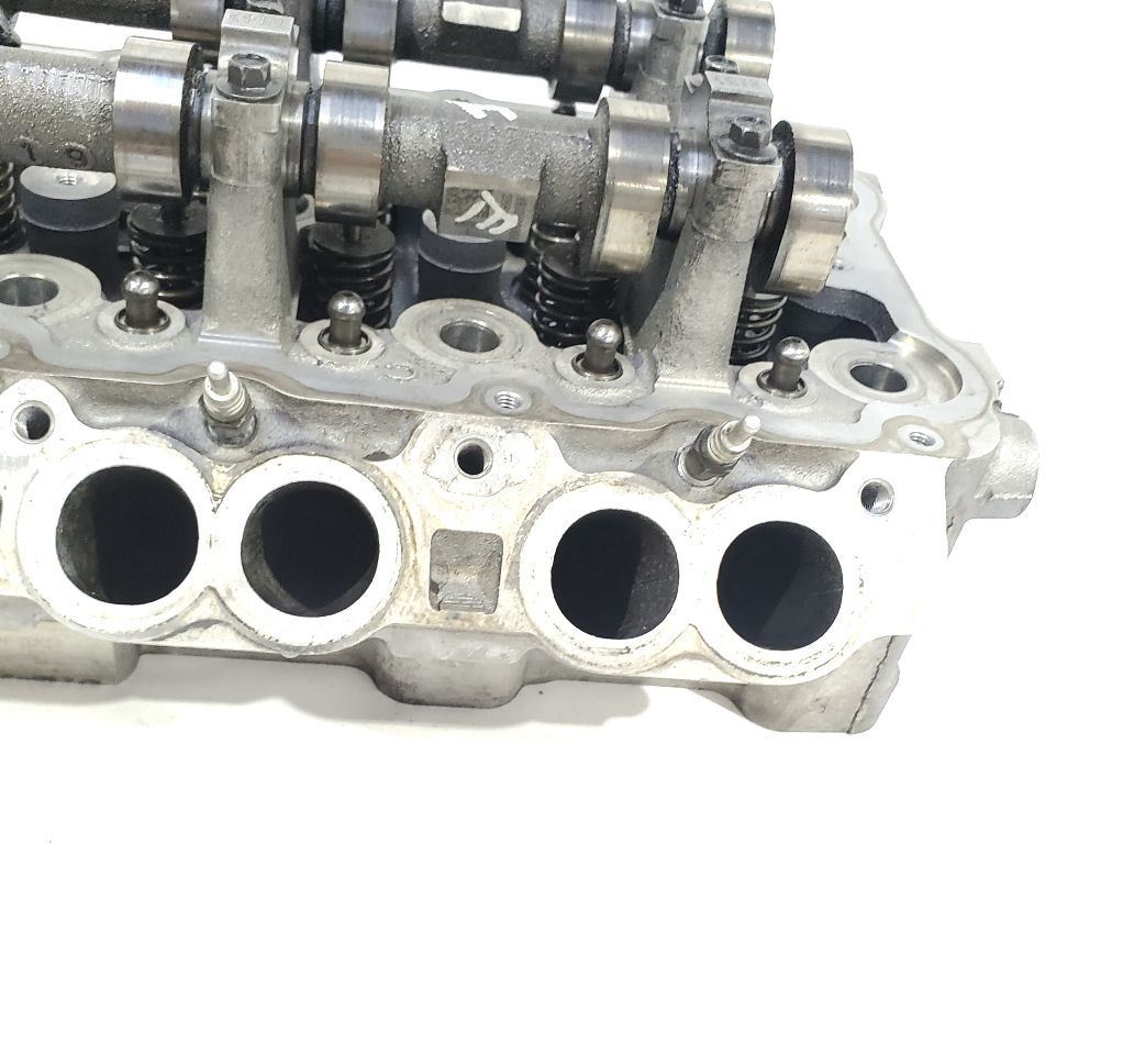 2016 2019 Nissan Titan XD OEM Cylinder Head With Cams And Exhaust Manifold  Item image 7