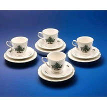 Nikko Happy Holidays Christmas Tree 12 Pc Set Cups, Saucers, &amp; Desert Plates VTG - £55.83 GBP