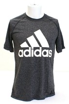 Adidas Signature Gray Short Sleeve Athletic Tee T Shirt Men&#39;s NWT - £27.52 GBP