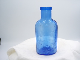 PA2 - 1910&#39;s Phillips Milk of Magnesia Cobalt Blue 5&quot; Medicine Bottle - $133.25 MXN