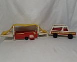 Vintage Fisher Price #992 Play Family Little People Car &amp; Pop-Up Camper - $21.34
