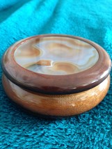 Wooden Keepsake Round Box with Beautiful lid approx 4.5&quot; - £39.89 GBP