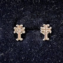 Beautiful Sterling Silver Cross Crucifix Post Stud Earrings - £18.02 GBP