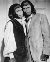 Escape From The Planet of The Apes Roddy McDowall Kim Hunter clothed 8x10 photo - £7.63 GBP