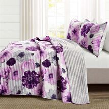 Full/Queen Purple Grey Floral Lightweight Polyester Microfiber Quilt Set - $178.62 CAD