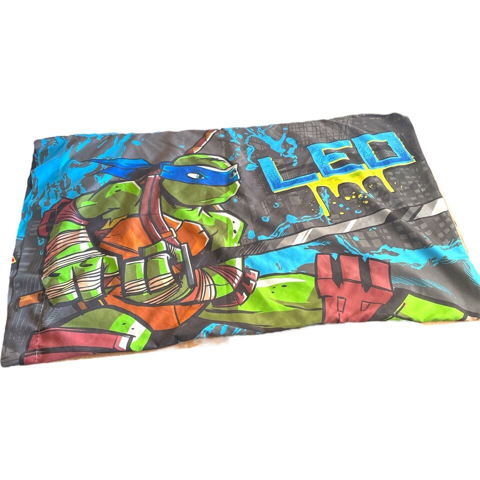 VINTAGE NICKELODEON Colorful NINJA TURTLE &quot;Raph&quot; &quot;Leo&quot; PILLOW CASE - $11.67