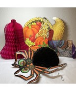 Vtg 4 Honeycomb Paper Decor-Halloween Spider Christmas Bell Thanksgiving... - $750.30 MXN