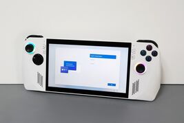 ASUS ROG Ally AMD Ryzen Z1 Extreme 512GB SSD 16GB RAM Gaming Handheld Console image 2